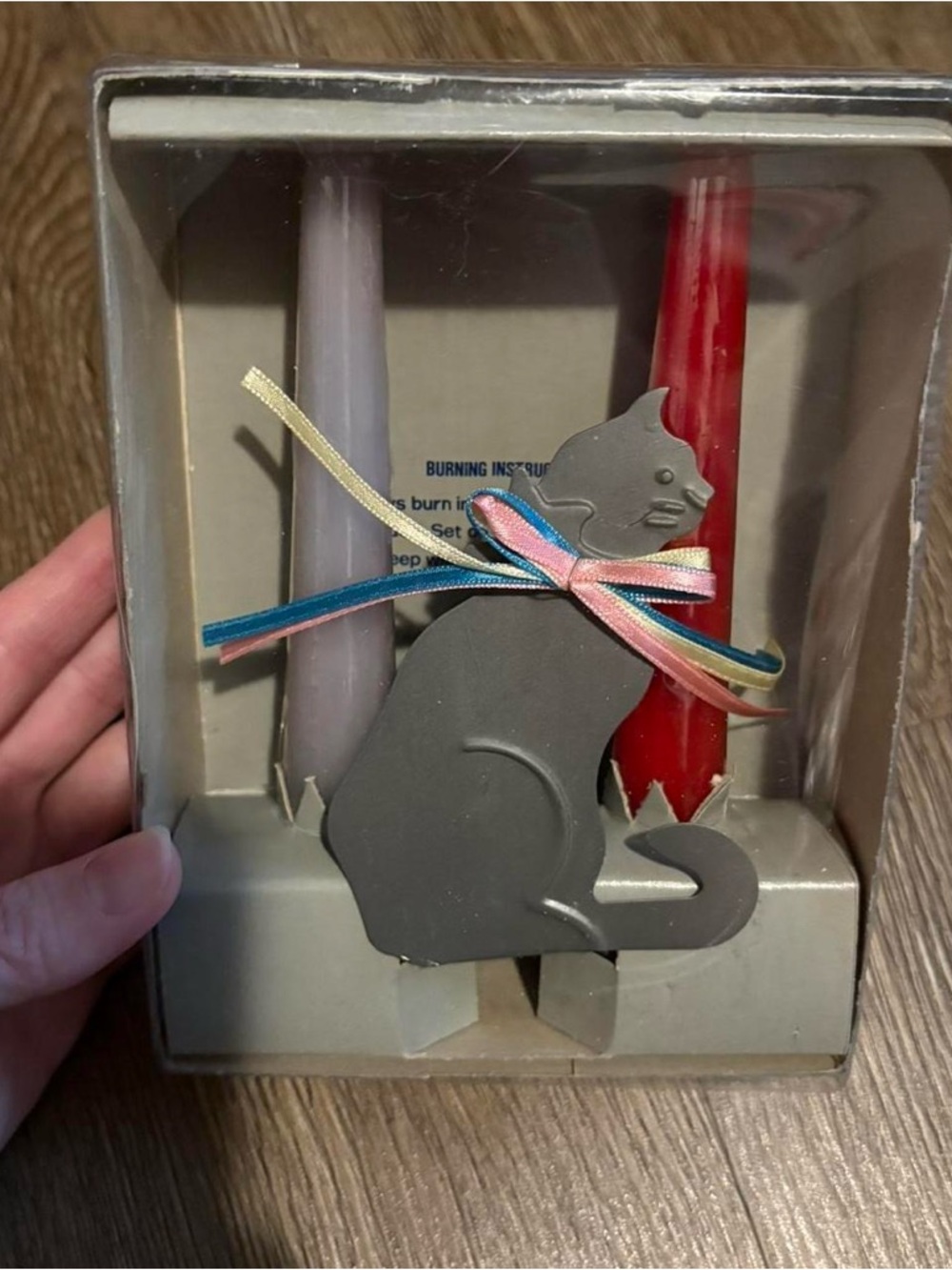 NWT Cute Vintage cat candle holder with two candles